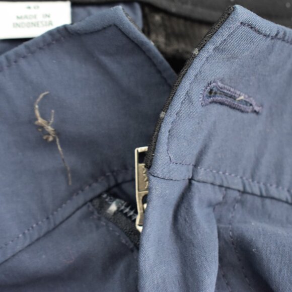 Men's Orvis Voyager Cargo Shorts Fishing 9" Inseam SIZE 40 Blue PRE-OWNED - Picture 2 of 10